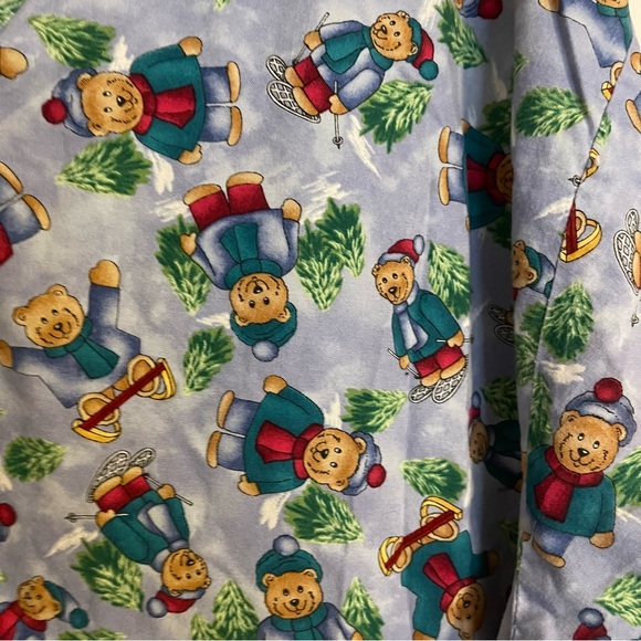 Crest Scrub with 2 pockets. Xl - Picture 3 of 7